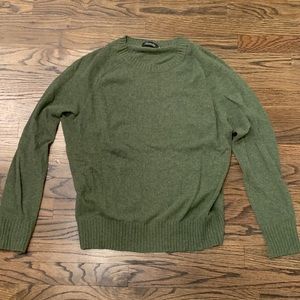 New Trumaker Green Crew Sweater